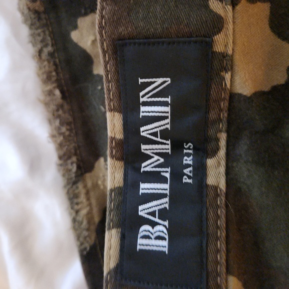 BALMAIN MEN'S RUNWAY DISTRESSED CAMOUFLAGE SKINNY JEANS - Picture 4 of 4
